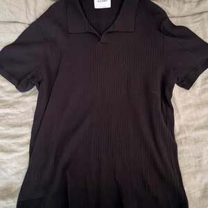 Old Navy Black Ribbed Johnny Collar Polo